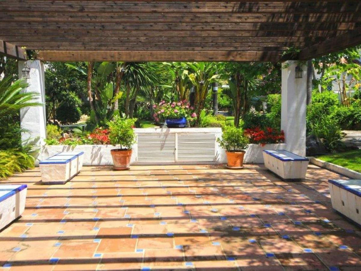 Belvilla By Oyo Golden Beach House Marbella Esterno foto